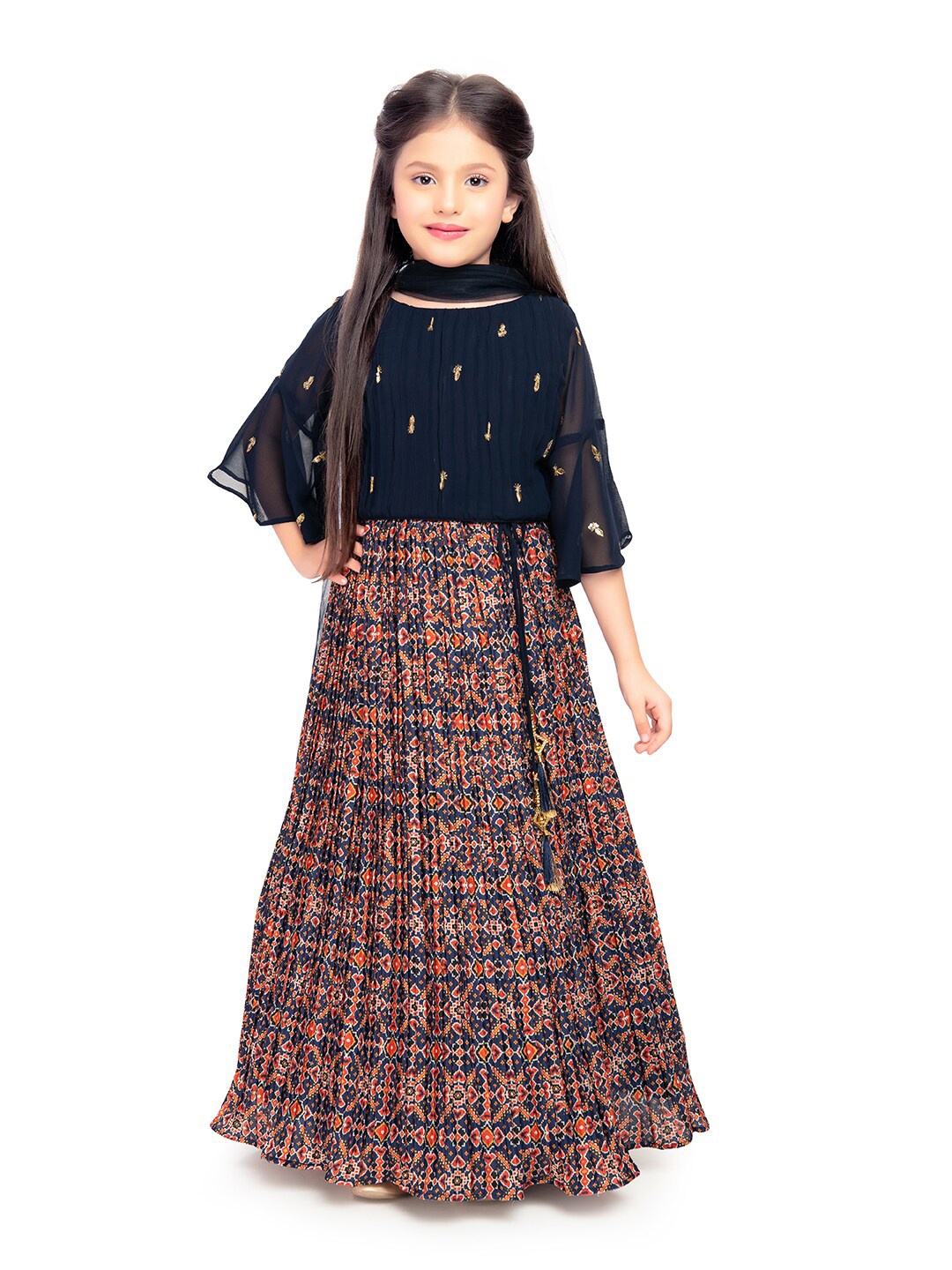 

Tiny Kingdom Girls Printed Thread Work Ready to Wear Lehenga & Blouse With Dupatta, Blue