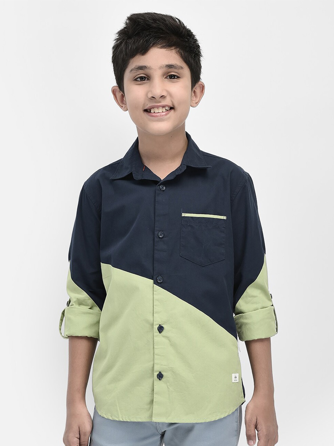 

Crimsoune Club Boys Colourblocked Standard Slim Fit Opaque Casual Shirt, Navy blue