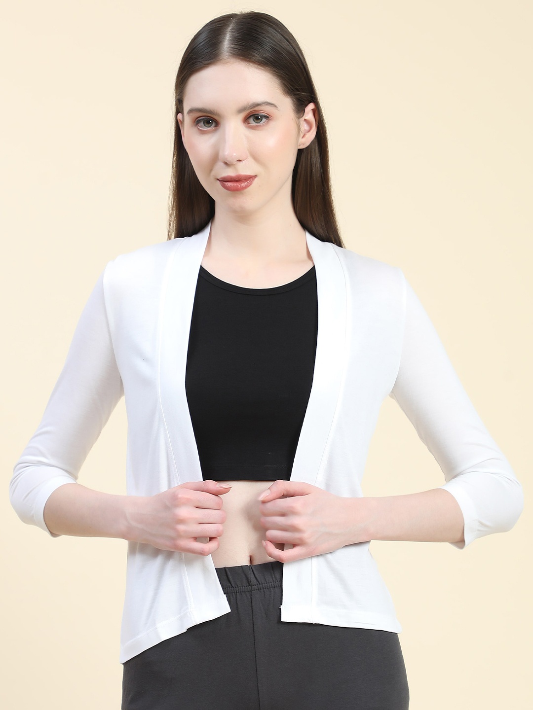 

Outflits Front Open Shrug, White