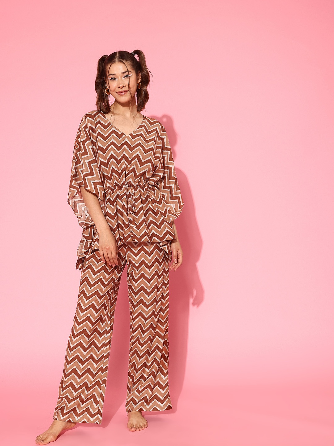 

ETC Women Geometric Printed Night suit, Brown