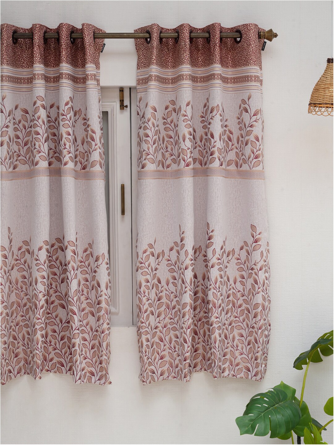 

Ariana Maroon & White Floral Window Curtain