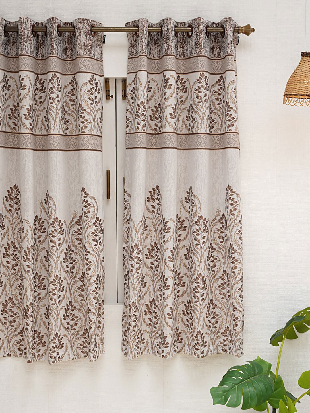 

Ariana Grey & Brown Floral Window Curtain