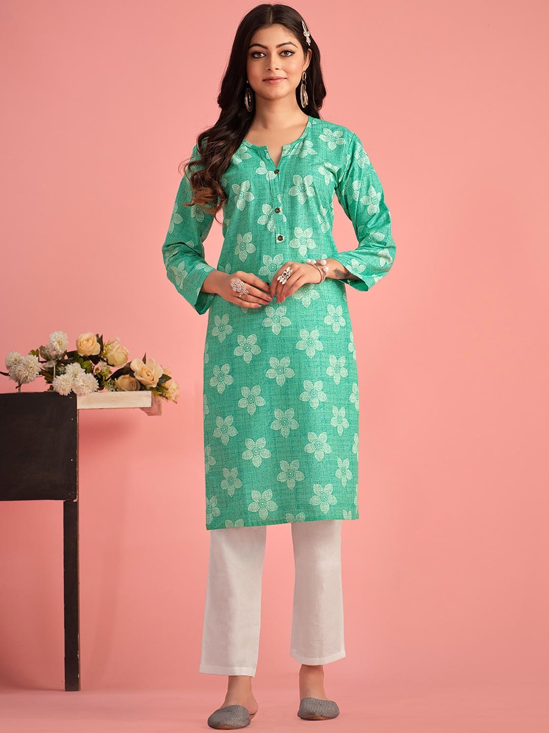 

Sangria Sea Green & White Floral Printed Cotton Kurtas