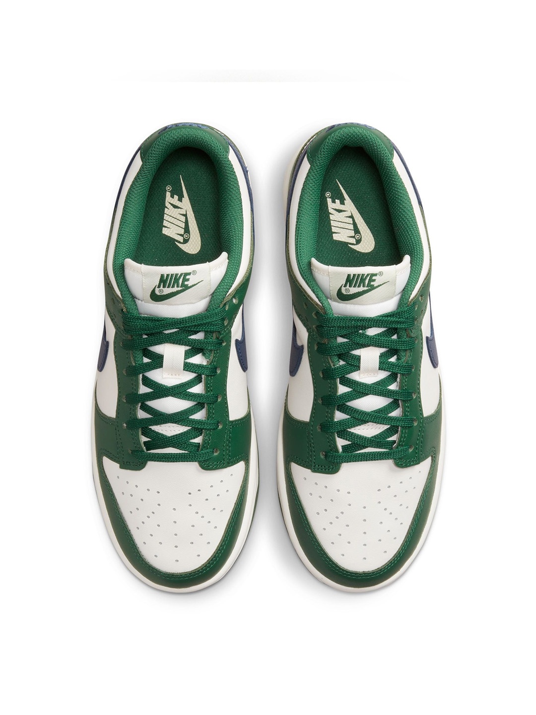 

Nike Women Dunk Low Casual Sneakers, Green