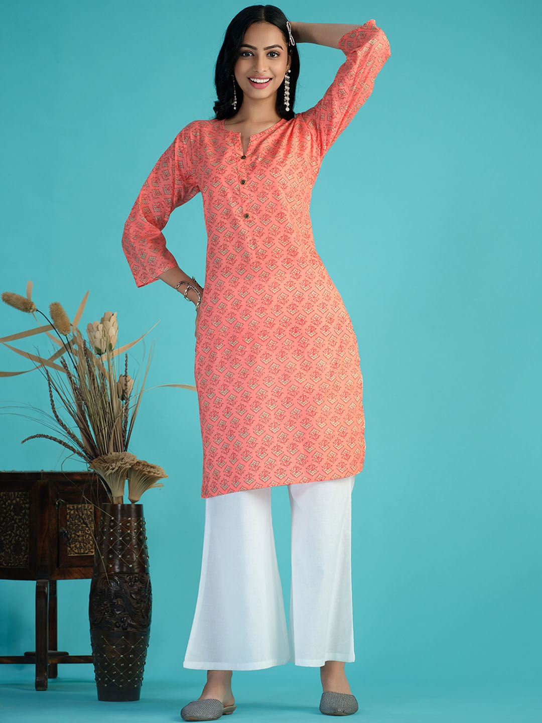 

Sangria Orange Floral Printed Pure Cotton Straight Kurta