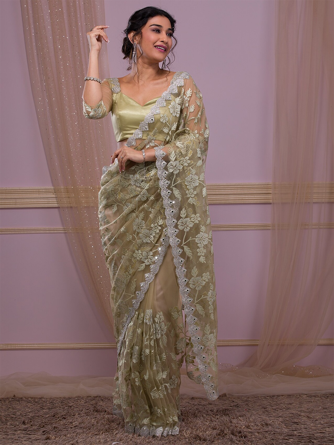 

Koskii Floral Embroidered Mirror Work Net Saree, Green