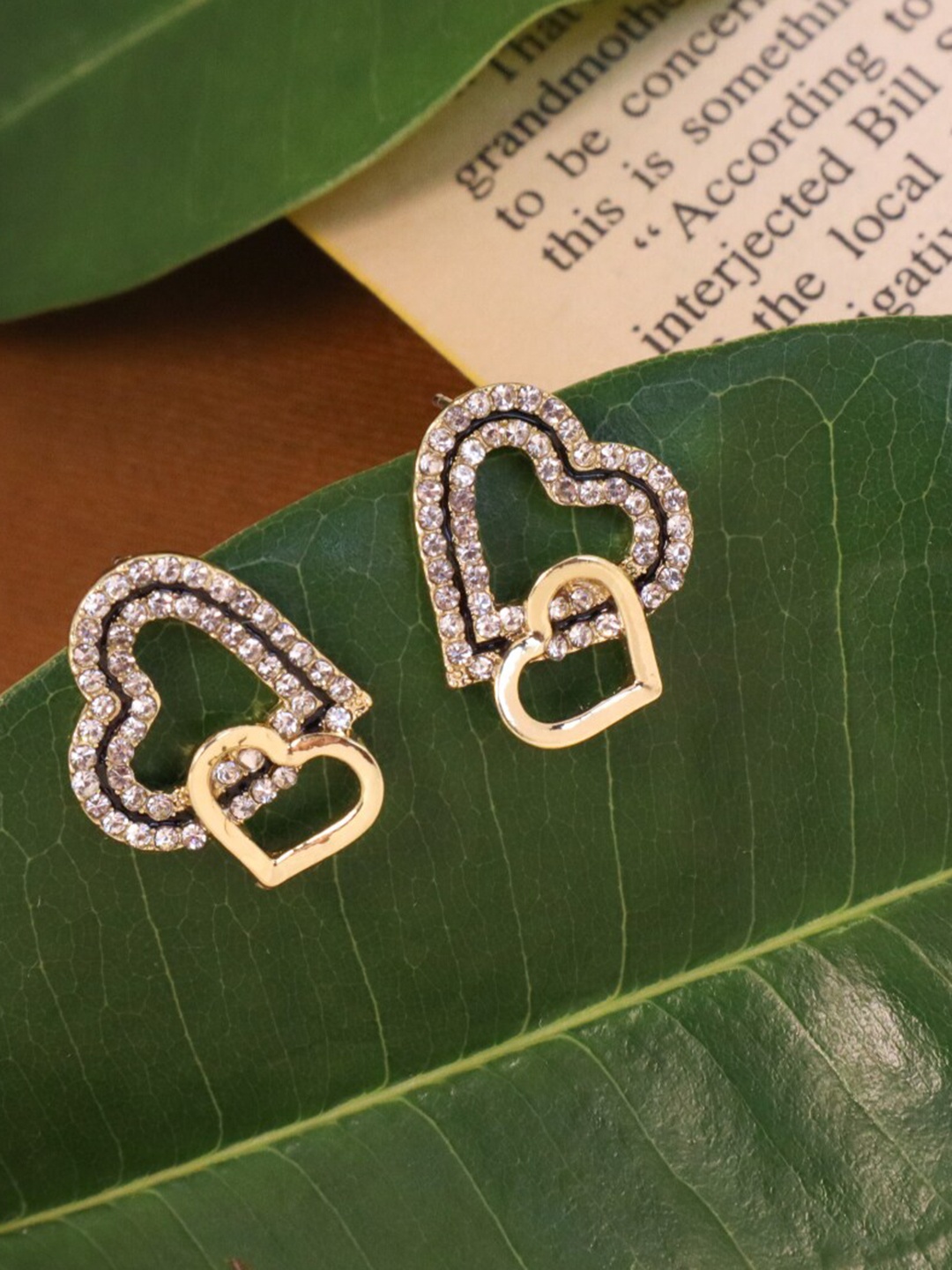 

SALTY Contemporary Studs Earrings, Gold