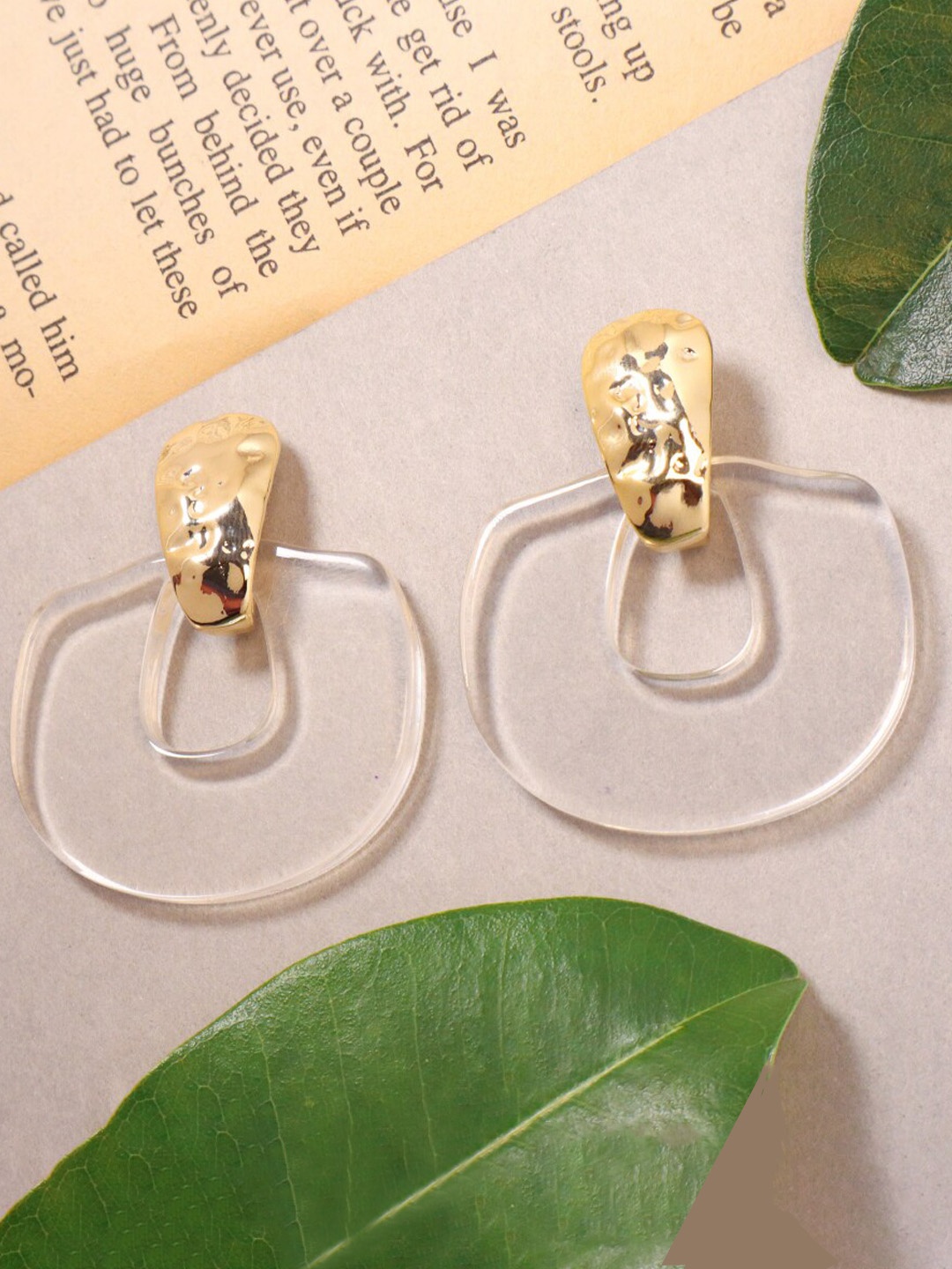 

SALTY Contemporary Studs Earrings, Gold