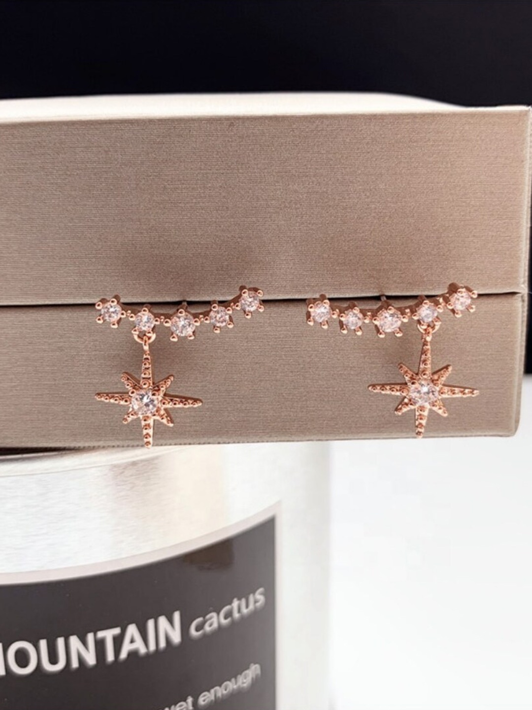 

SALTY Contemporary Studs Earrings, Gold