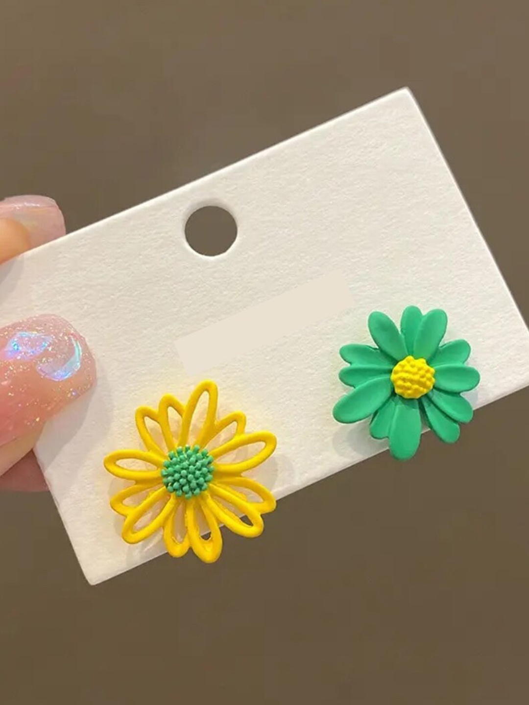 

SALTY 2Pcs Floral Studs Earrings, Green