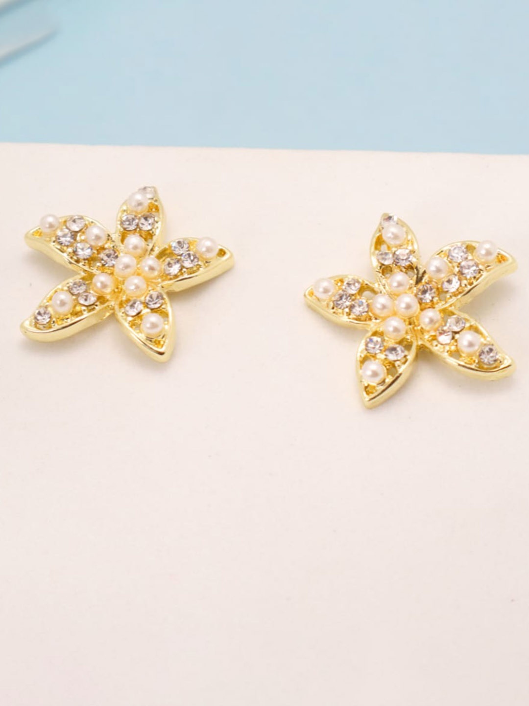 

SALTY Star Shaped Stud Earrings, Gold