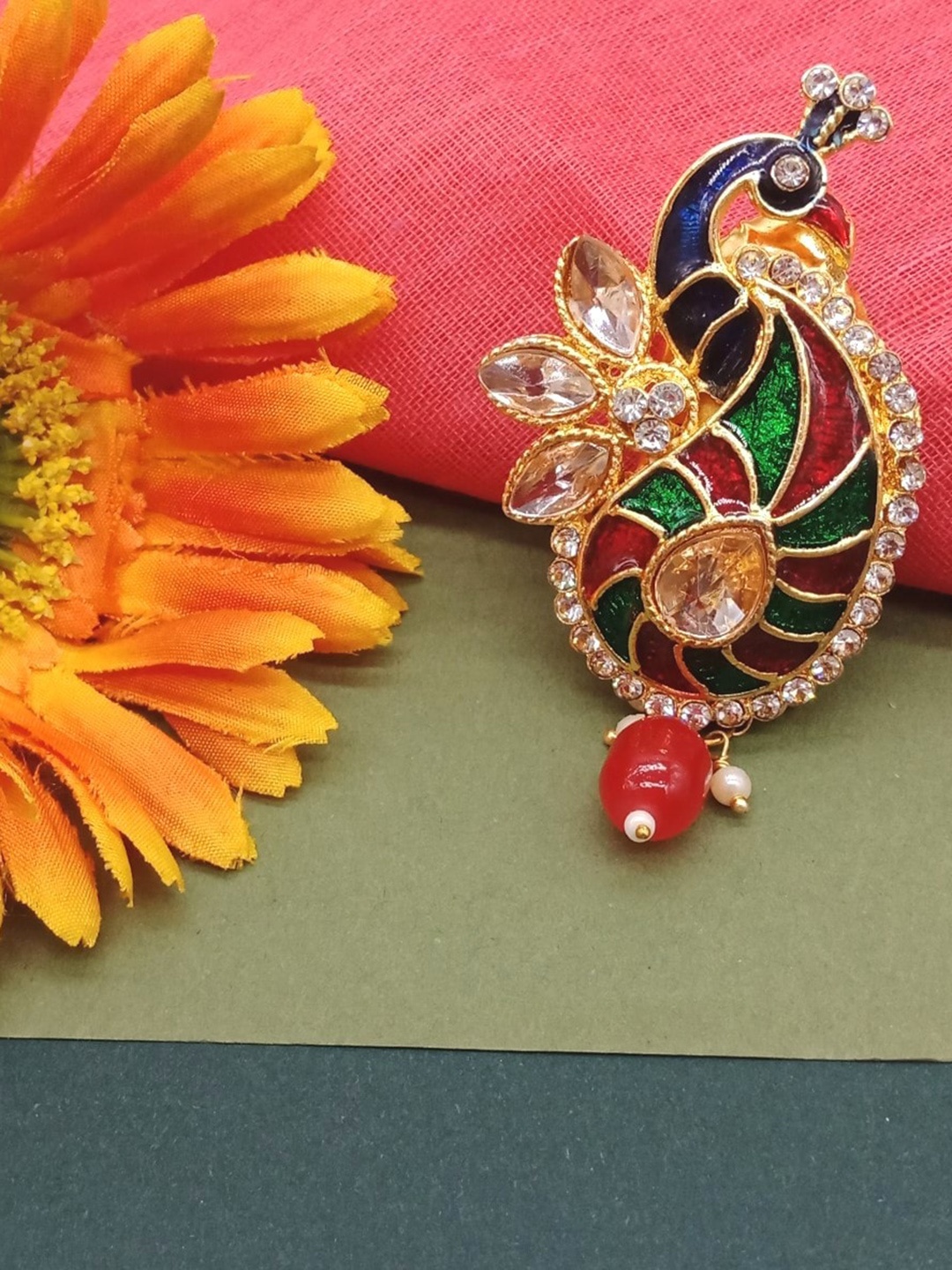

AASHISH IMITATION Meenakari Peacock Sareepin, Gold