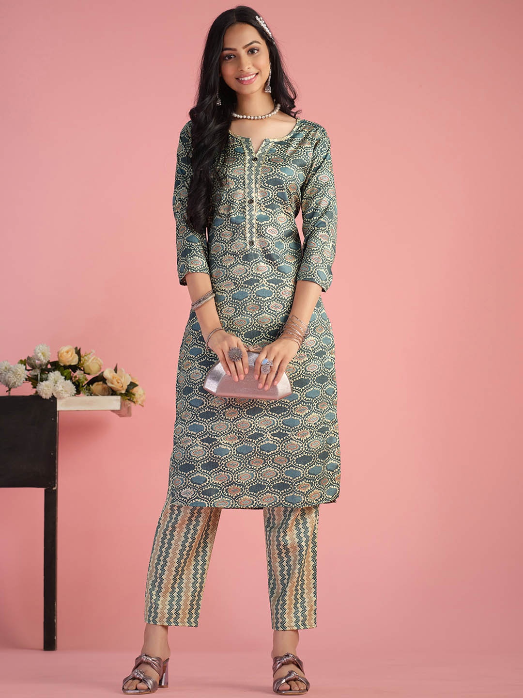 

Sangria Grey Geometric Printed Straight Kurta With Trouser