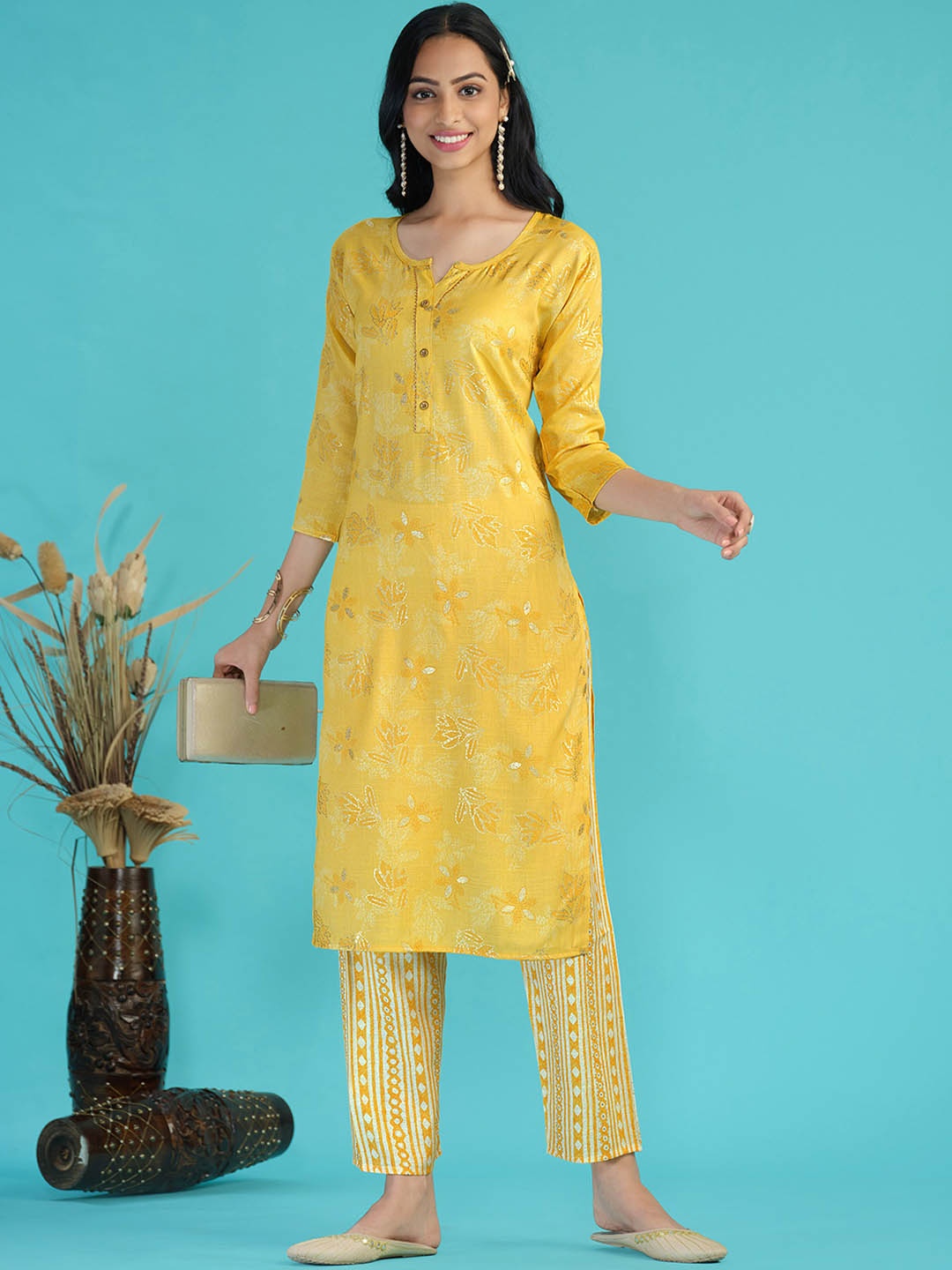 

Sangria Yellow Floral Printed Straight Kurta With Trouser