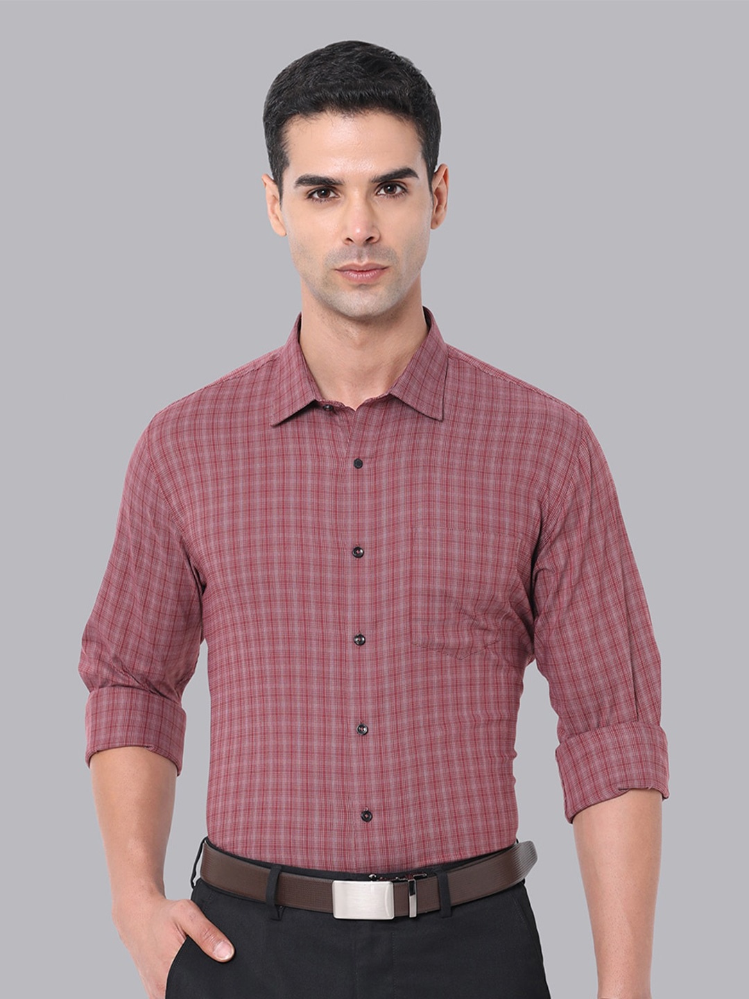 

Van Heusen Slim Fit Checked Formal Shirt, Pink