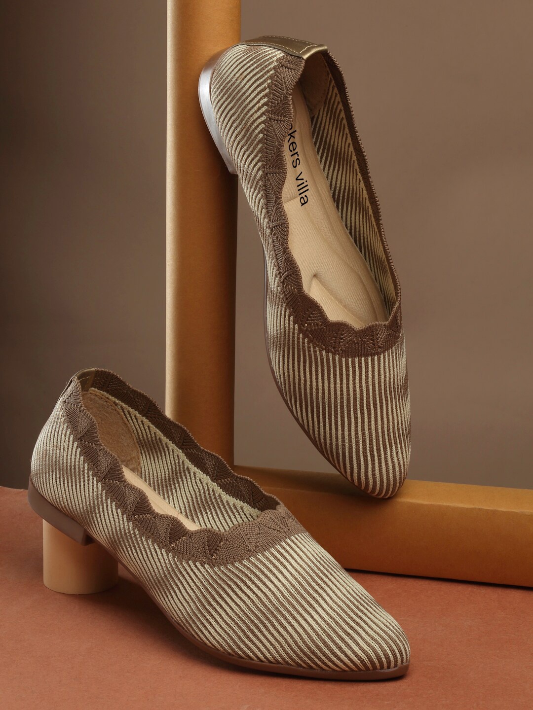 

sneakers villa Pointed Toe Textured Ballerinas, Copper