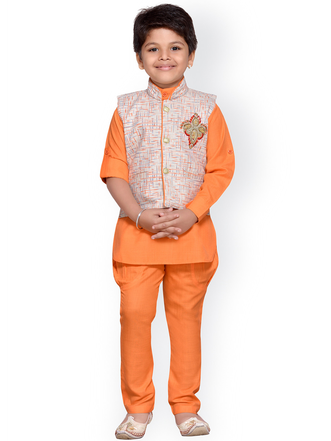 

Aj DEZInES Boys Orange Solid Kurta with Pyjamas