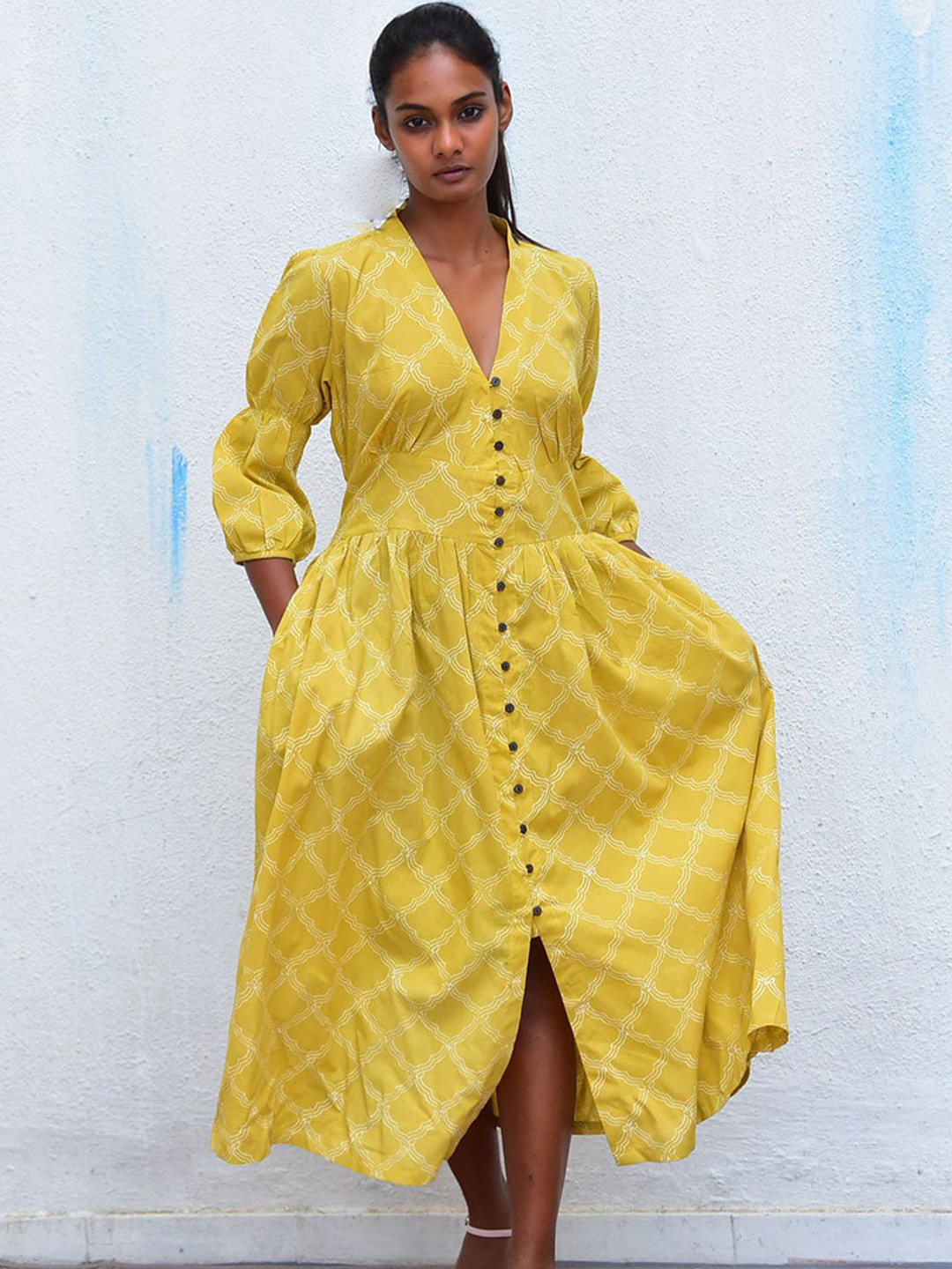 

Chidiyaa V-Neck Fit & Flare Midi Dress, Yellow