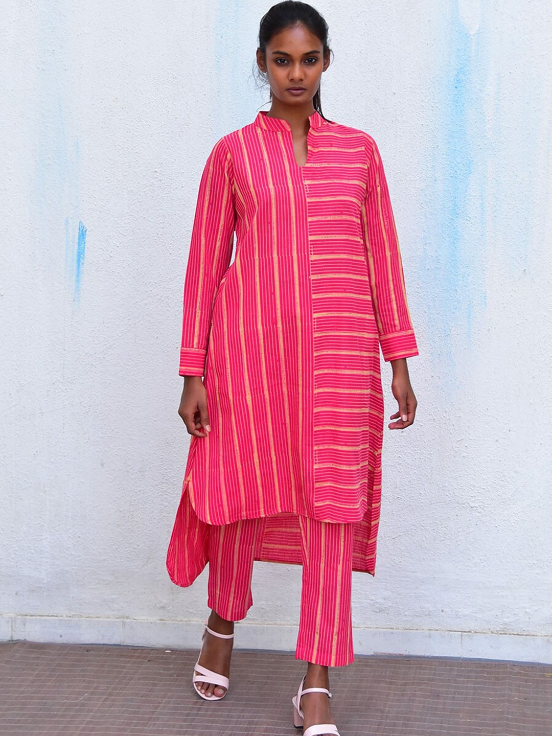 

Chidiyaa Striped Mandarin Collar High-Low Pure Cotton Kurta with Trousers, Pink