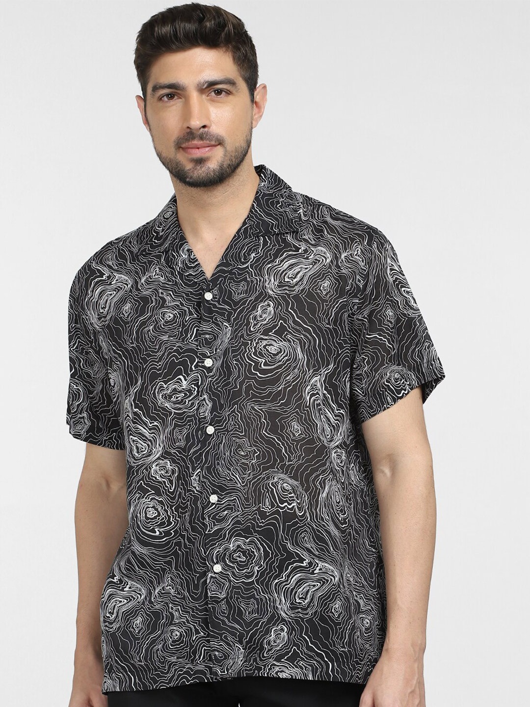 

SELECTED Spread Collar Printed Casual Shirt, Black