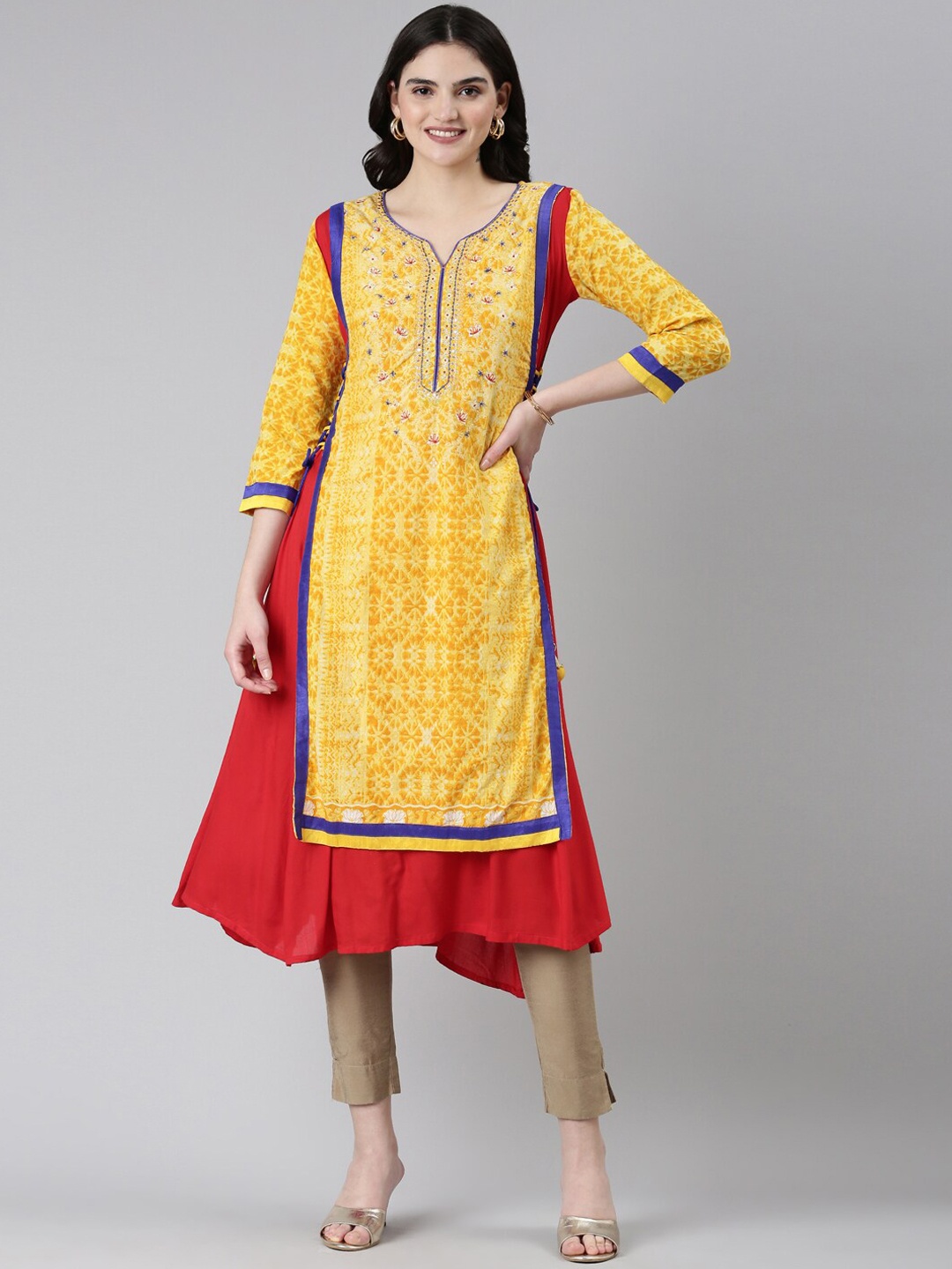 

Souchii Ethnic Motifs Embroidered Sequinned Layered A-Line Kurta, Red