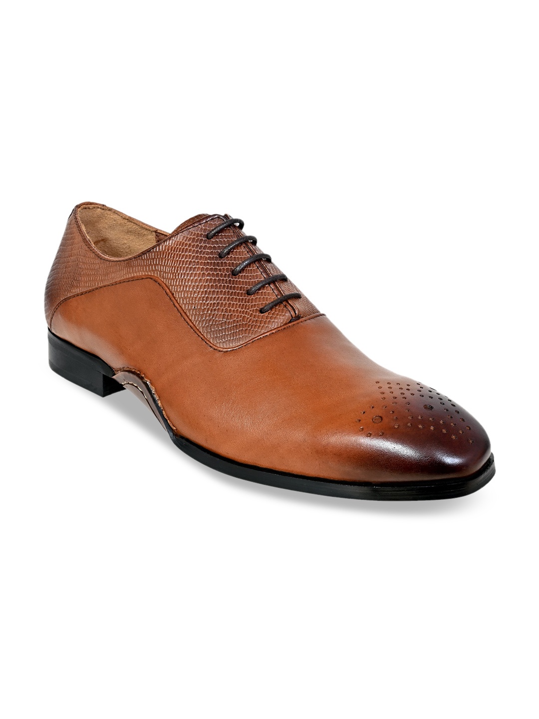 

HX London Men Textured Leather Formal Oxfords, Tan