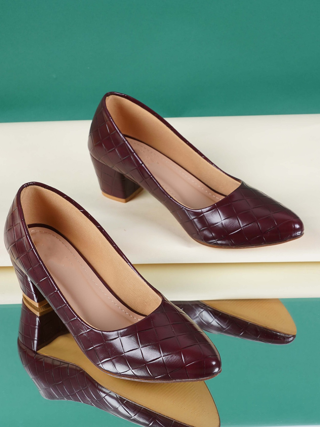 

Style Shoes Textured Pointed Toe Block Heel Pumps, Maroon