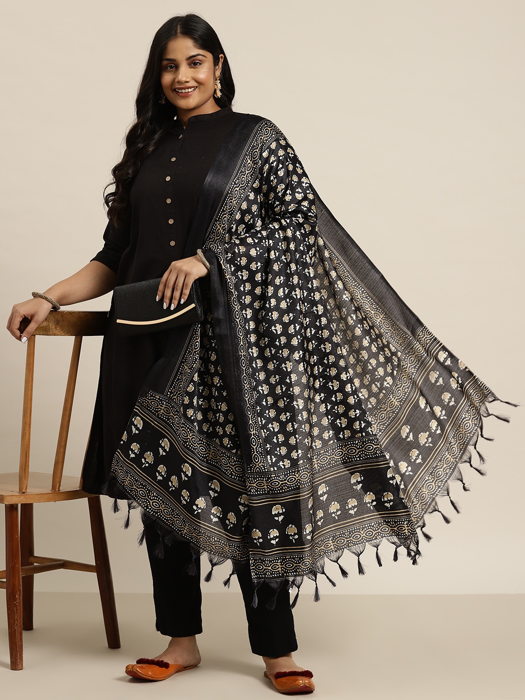

Sztori Ethnic Motifs Printed Dupatta, Black