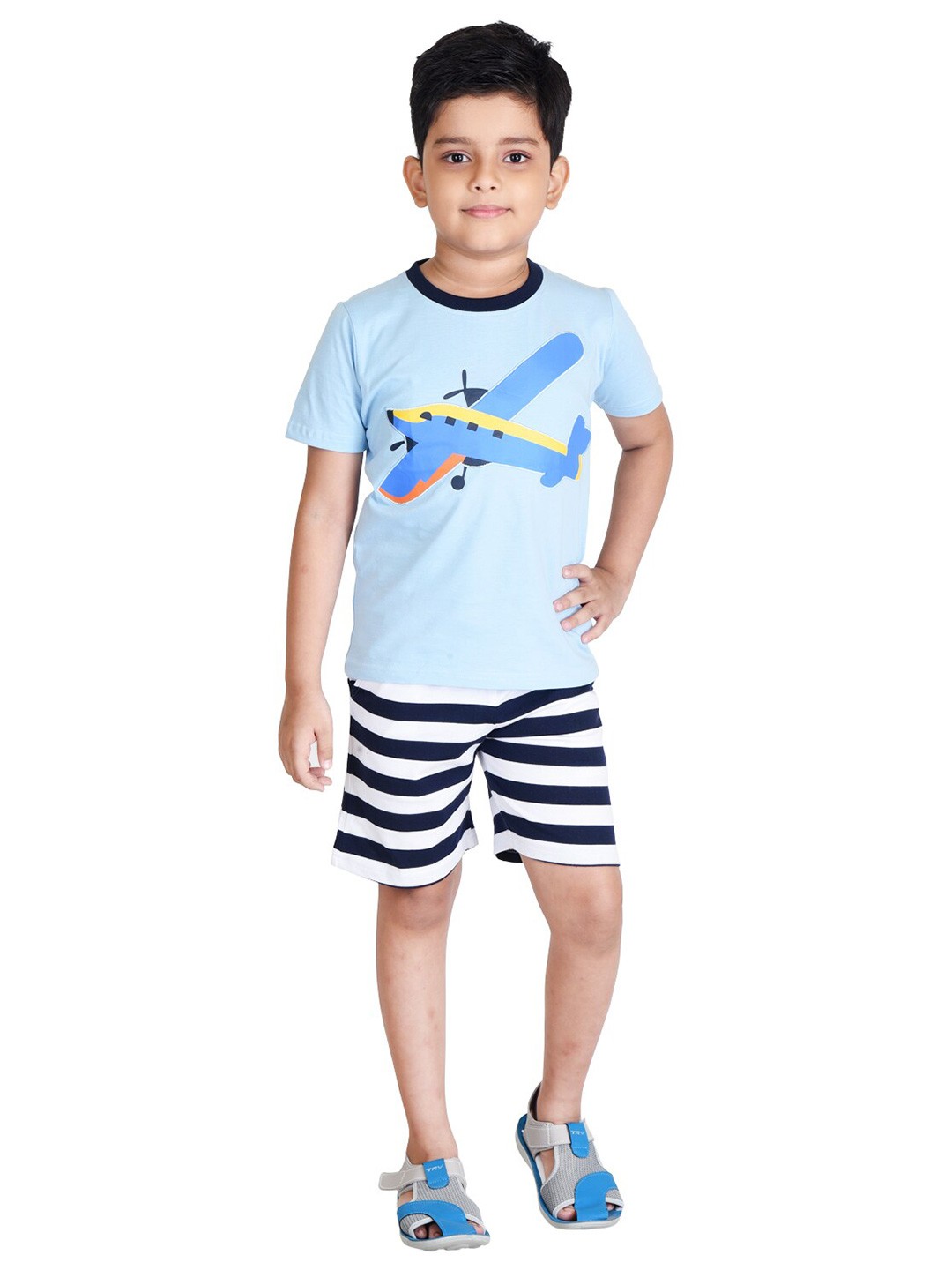 

Clothe Funn Boys Conversational Printed T-shirt With Shorts, Blue