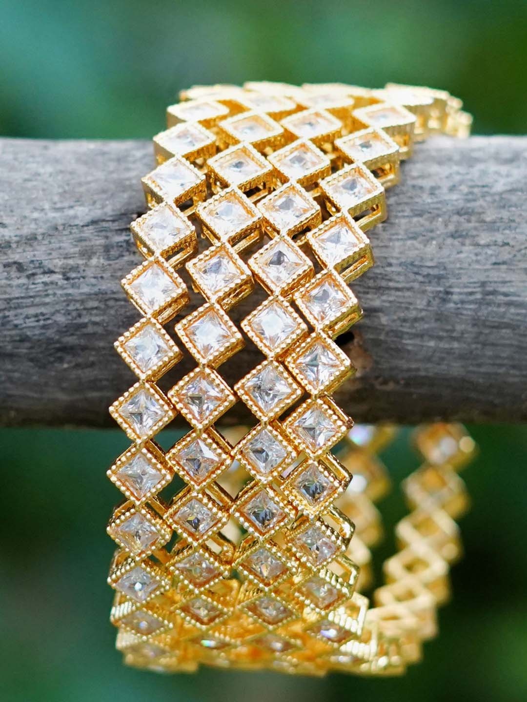

MANSIYAORANGE Set Of 4 Gold-Plated AD-Studded Bangles