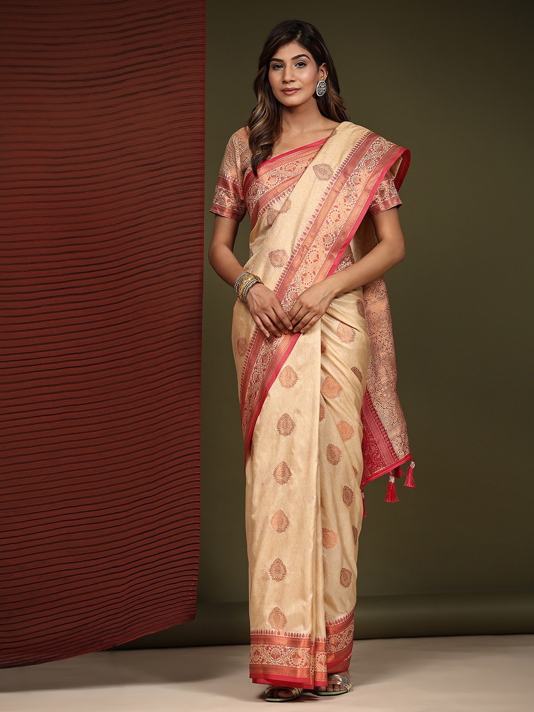 

PHEASANT Woven Design Zari Silk Cotton Saree, Cream