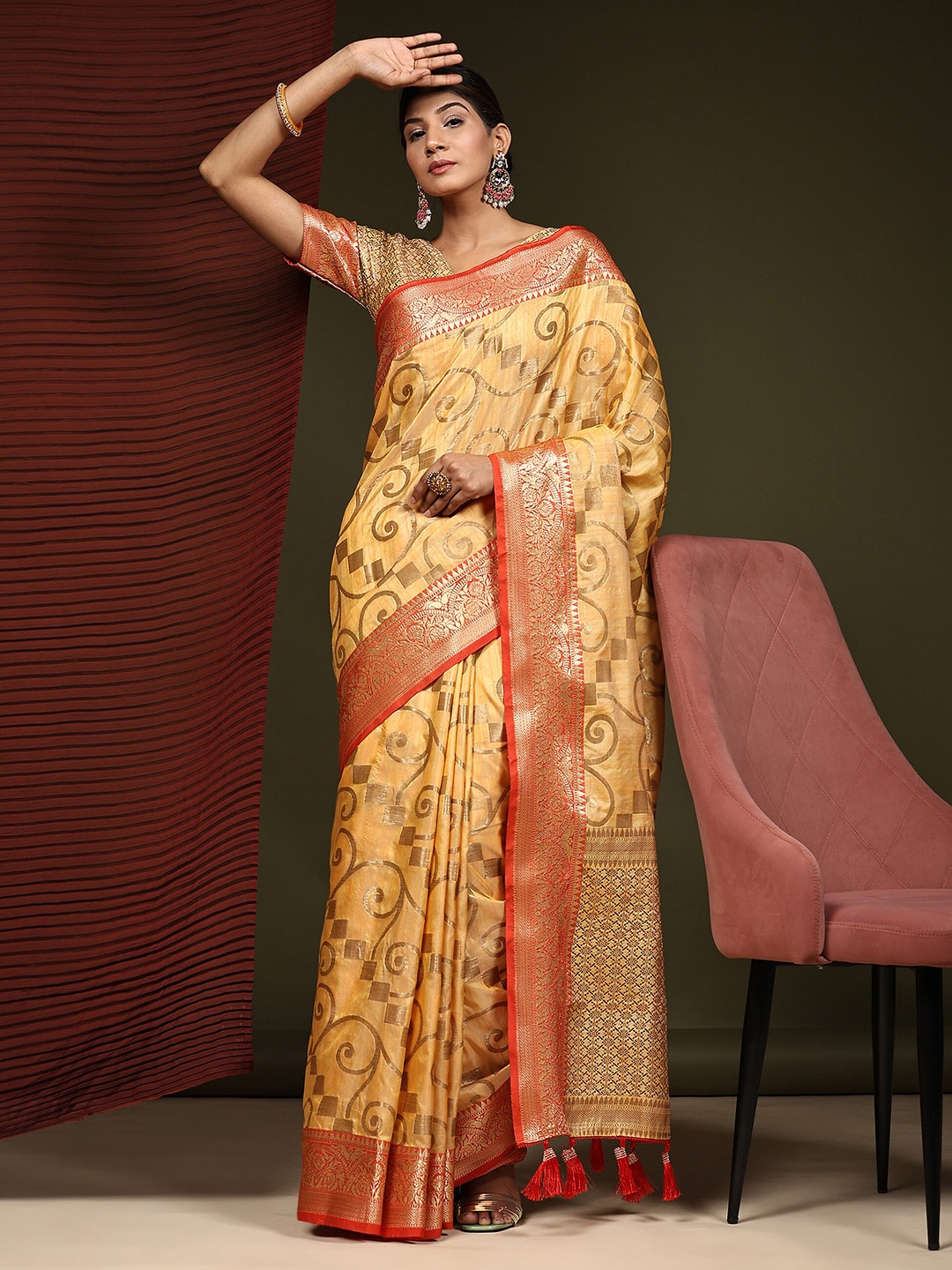 

PHEASANT Woven Design Zari Silk Cotton Saree, Yellow