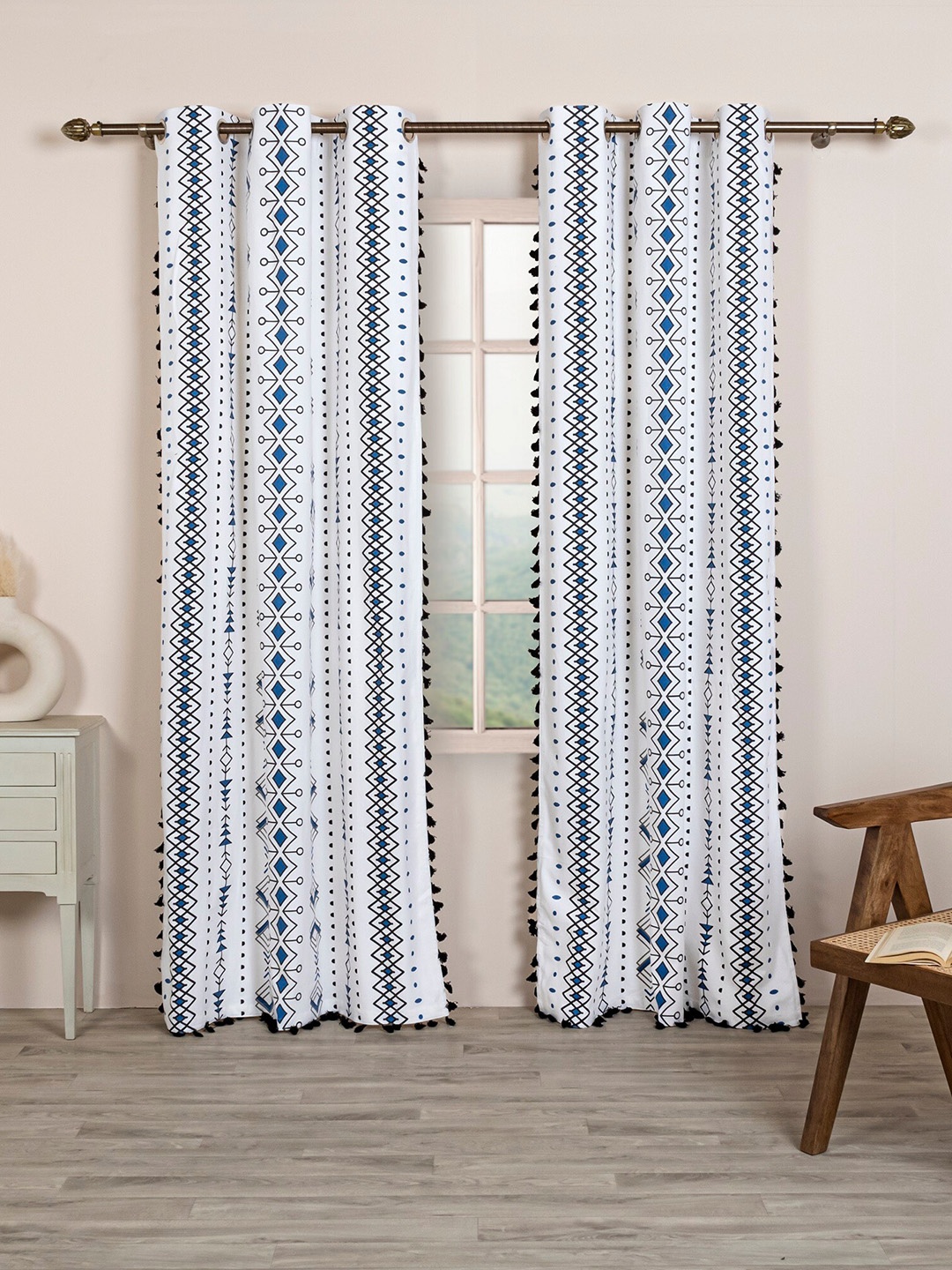 

HOMEMONDE Pack of 2 Tasselled Tribal Print Window Curtains With Tassels, White