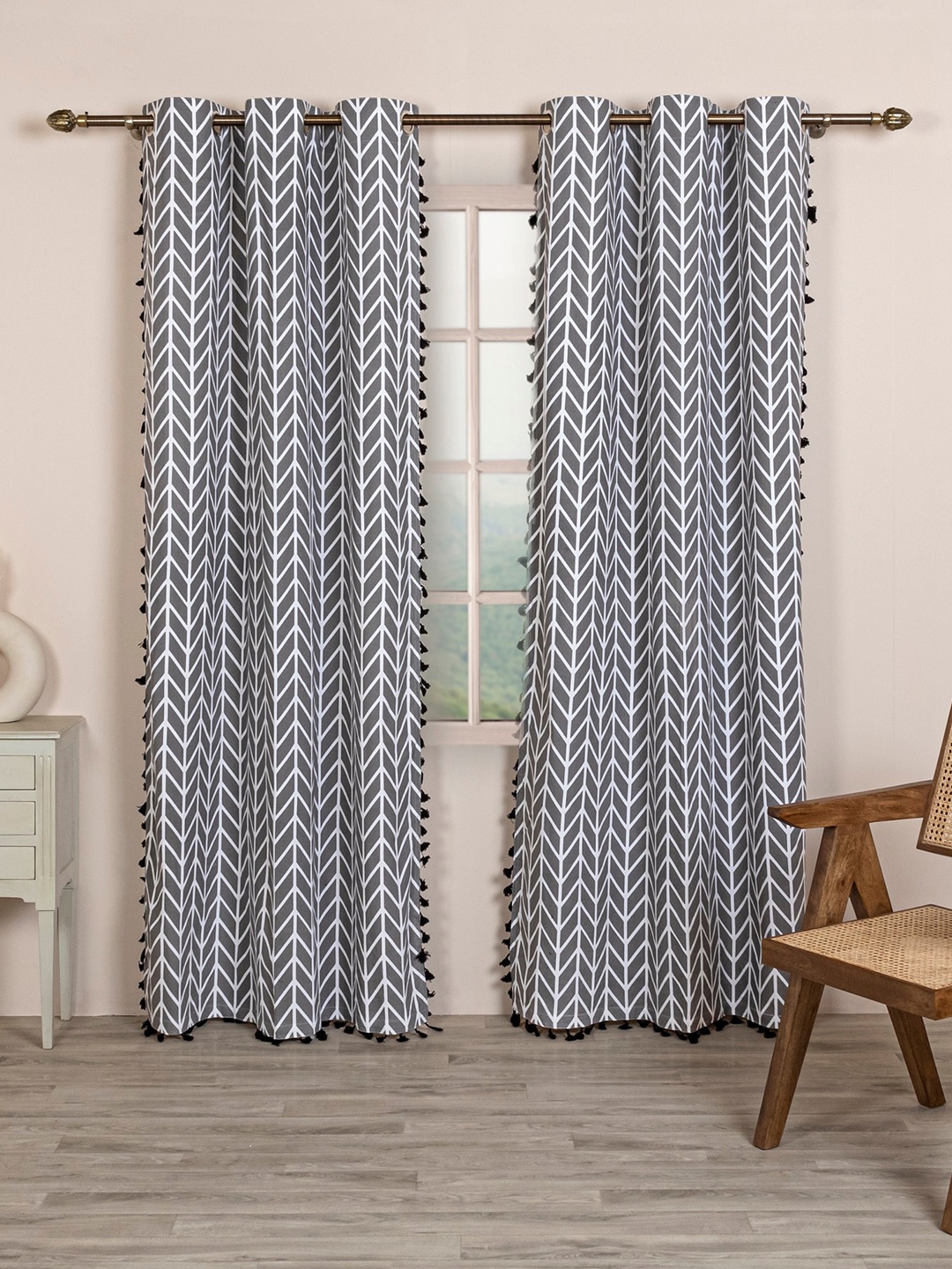 

HOMEMONDE Pack of 2 Chevron Window Curtains With Tassels, Grey