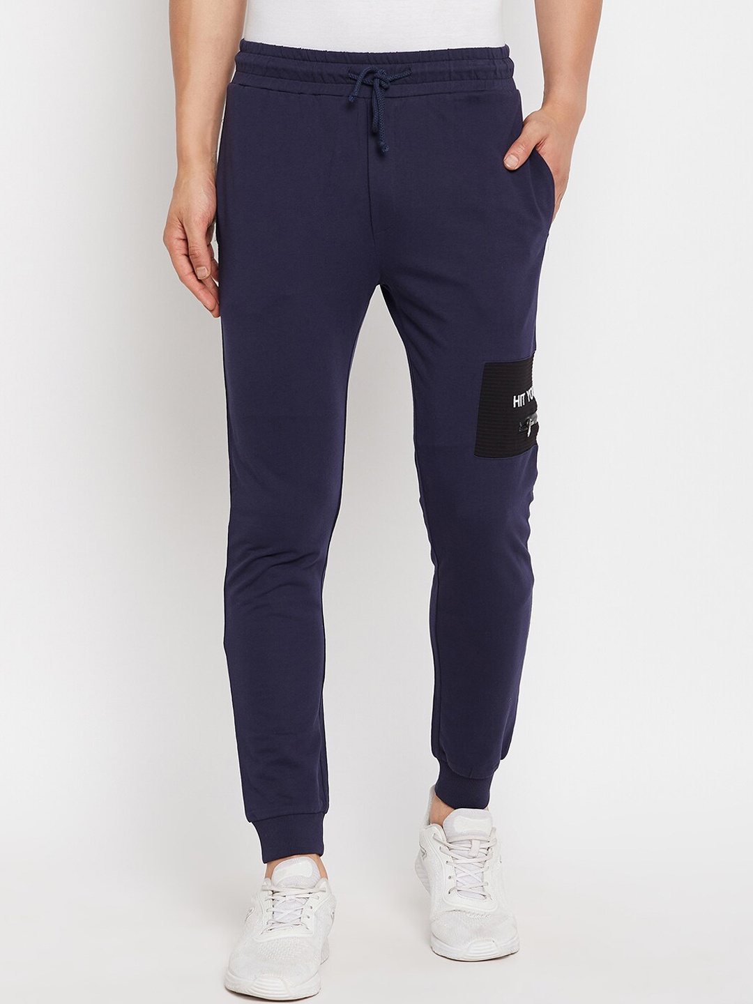 

CAMLA Men Mid-Rise Cotton Joggers, Navy blue