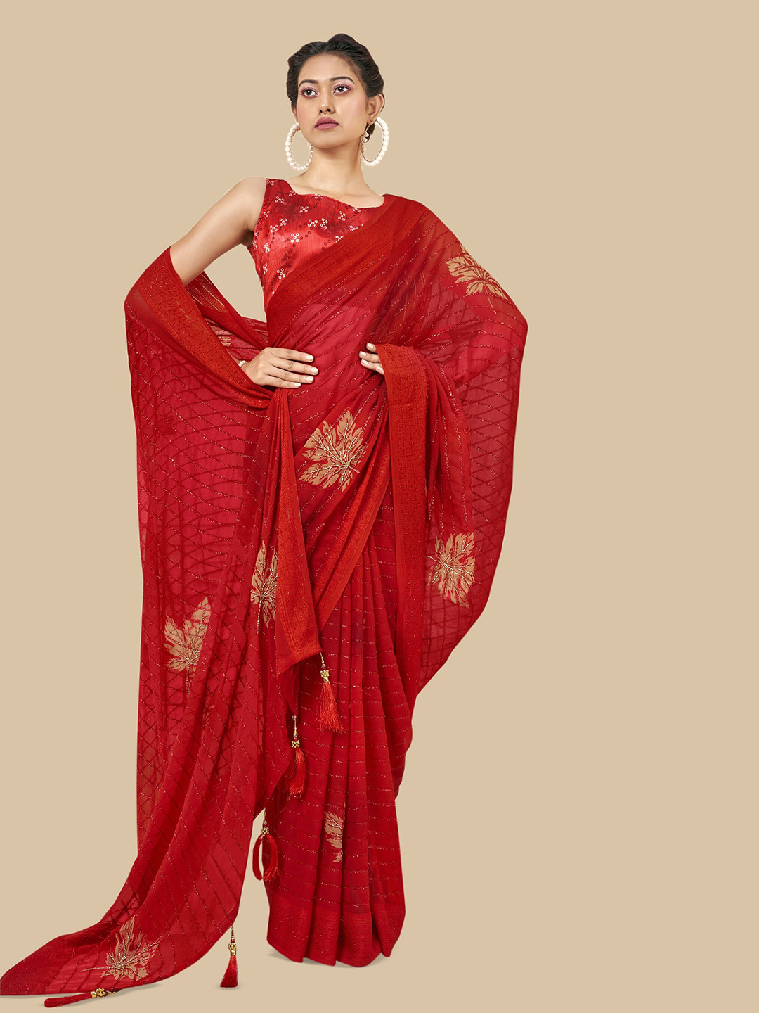 

Triveni Embellished Pure Georgette Saree, Red