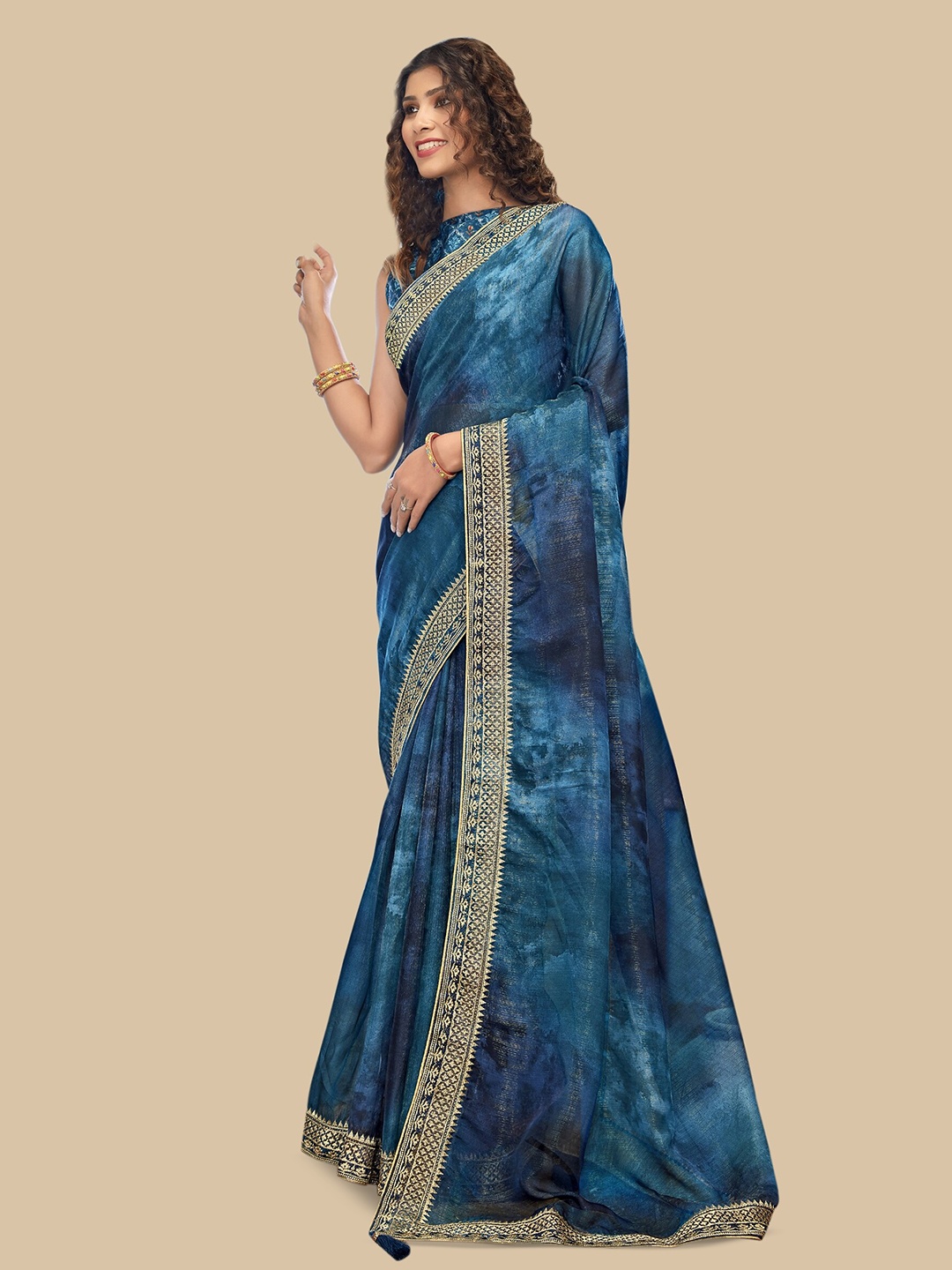 

Triveni Abstract Printed Organza Saree, Blue
