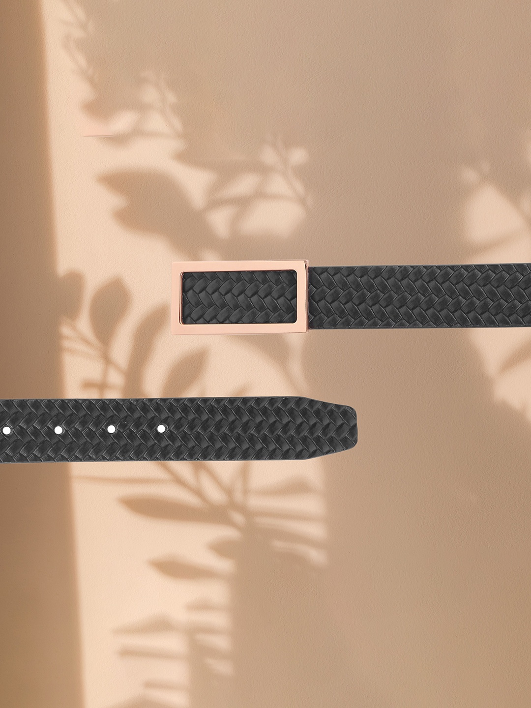 

Calvadoss Boys Textured Leather Belt, Black