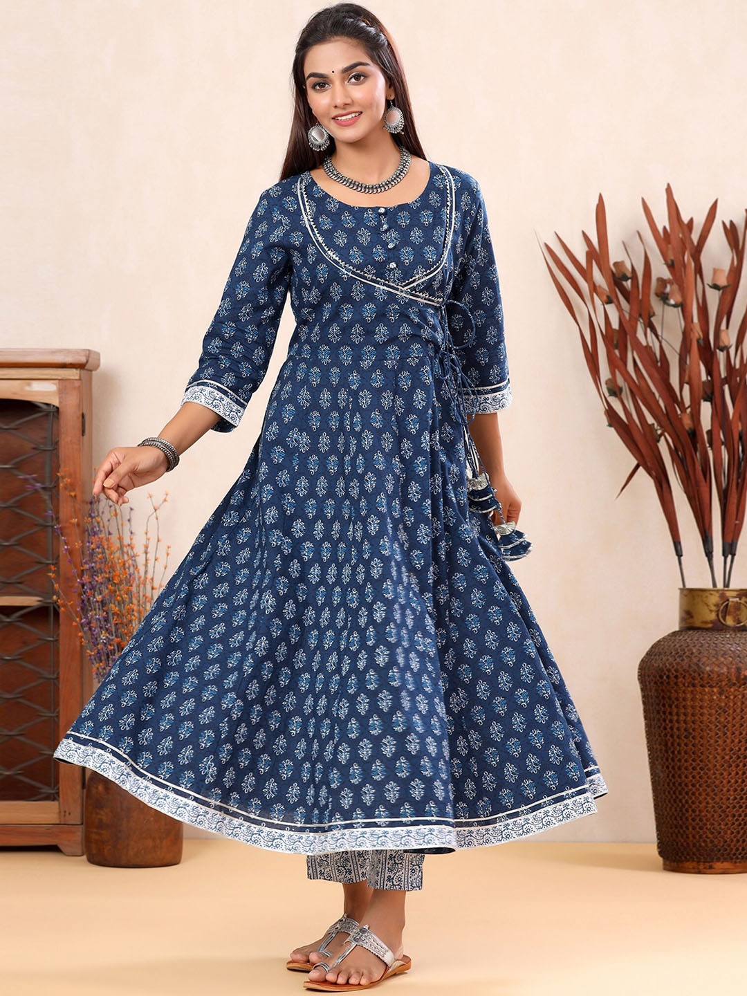 

mirari Floral Printed Angrakha Pure Cotton Kurta with Palazzos, Blue