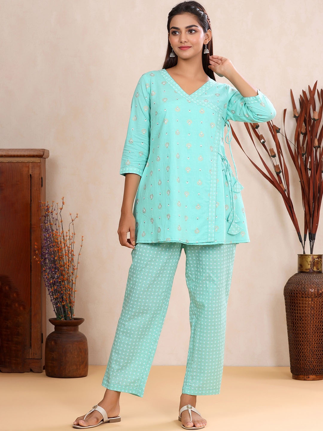 

mirari Floral Printed Pure Cotton Kurti With Pyjamas Night suit, Turquoise blue