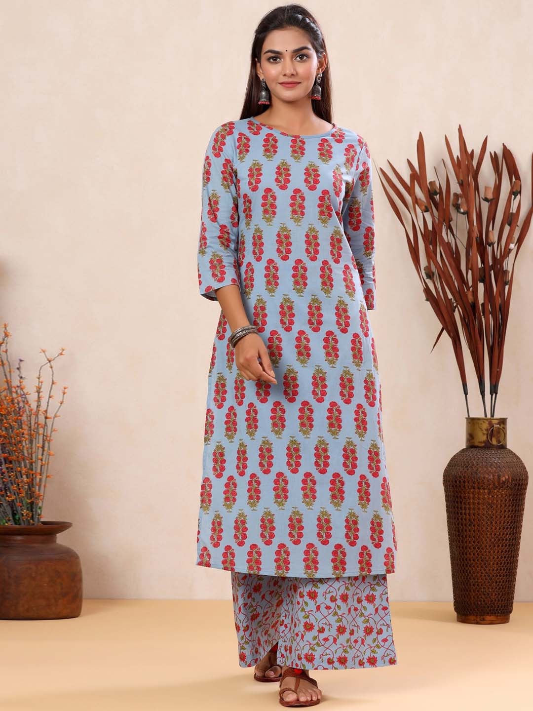 

mirari Floral Printed Regular Pure Cotton Kurta with Palazzos, Grey