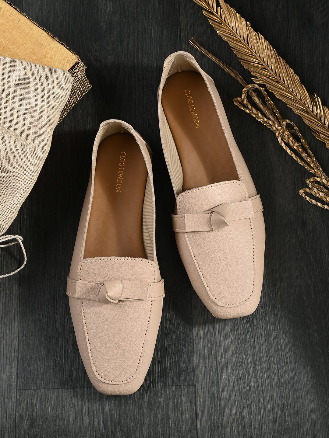 

CLOG LONDON Women Loafers, Beige