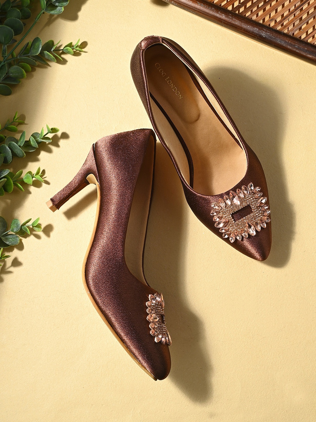 

CLOG LONDON Pointed Toe Embellished Slim Pumps, Brown