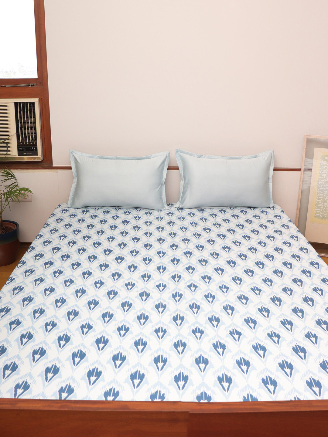 

ZEBA White & Blue 500 TC Double Queen Bed Cover With 2 Pillow Covers