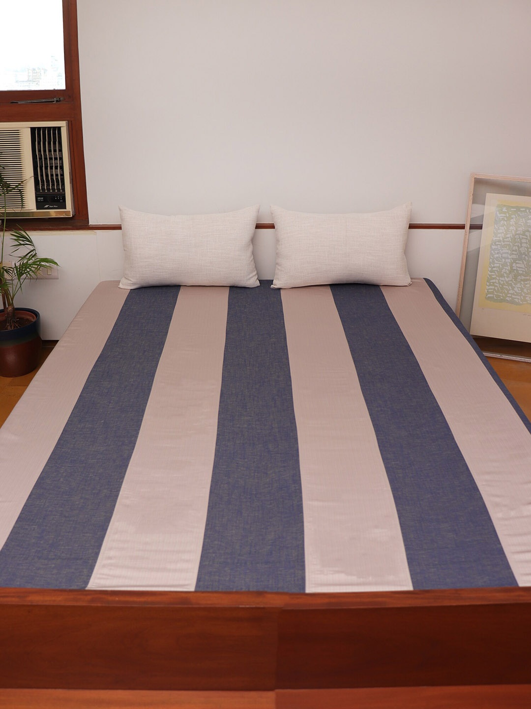 

ZEBA Blue & White Striped Double Queen Bed Cover With 2 Pillow Covers