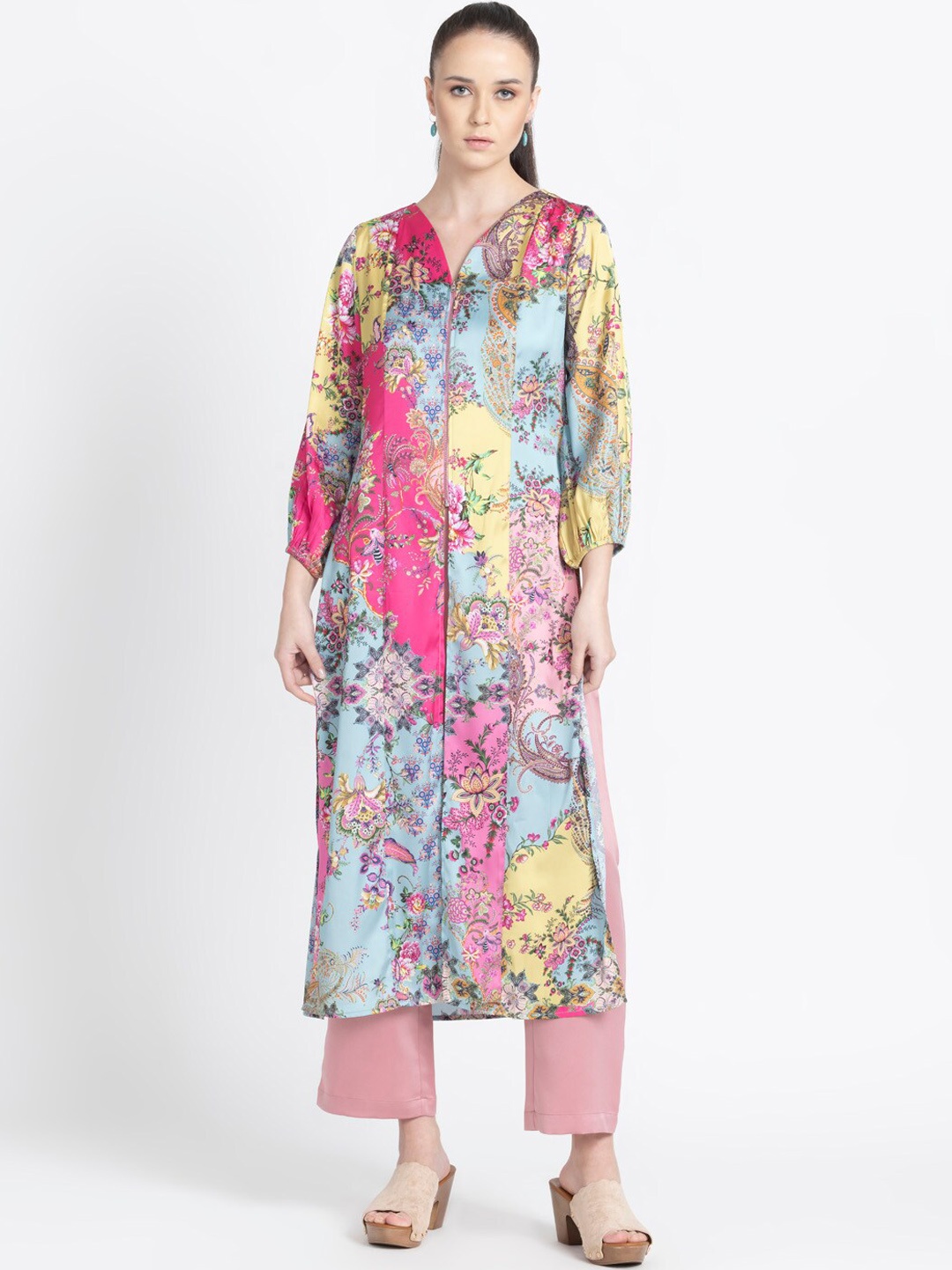 

SHAYE Floral Printed V-Neck A-Line Kurta, Fuchsia