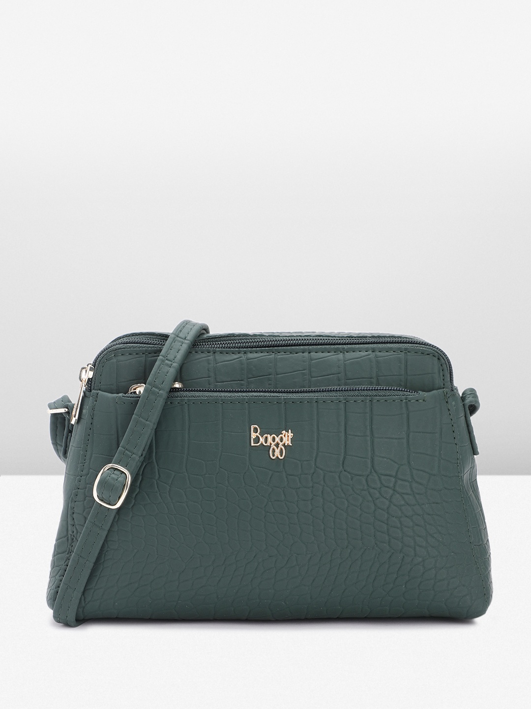 

Baggit Textured Sling Bag, Green