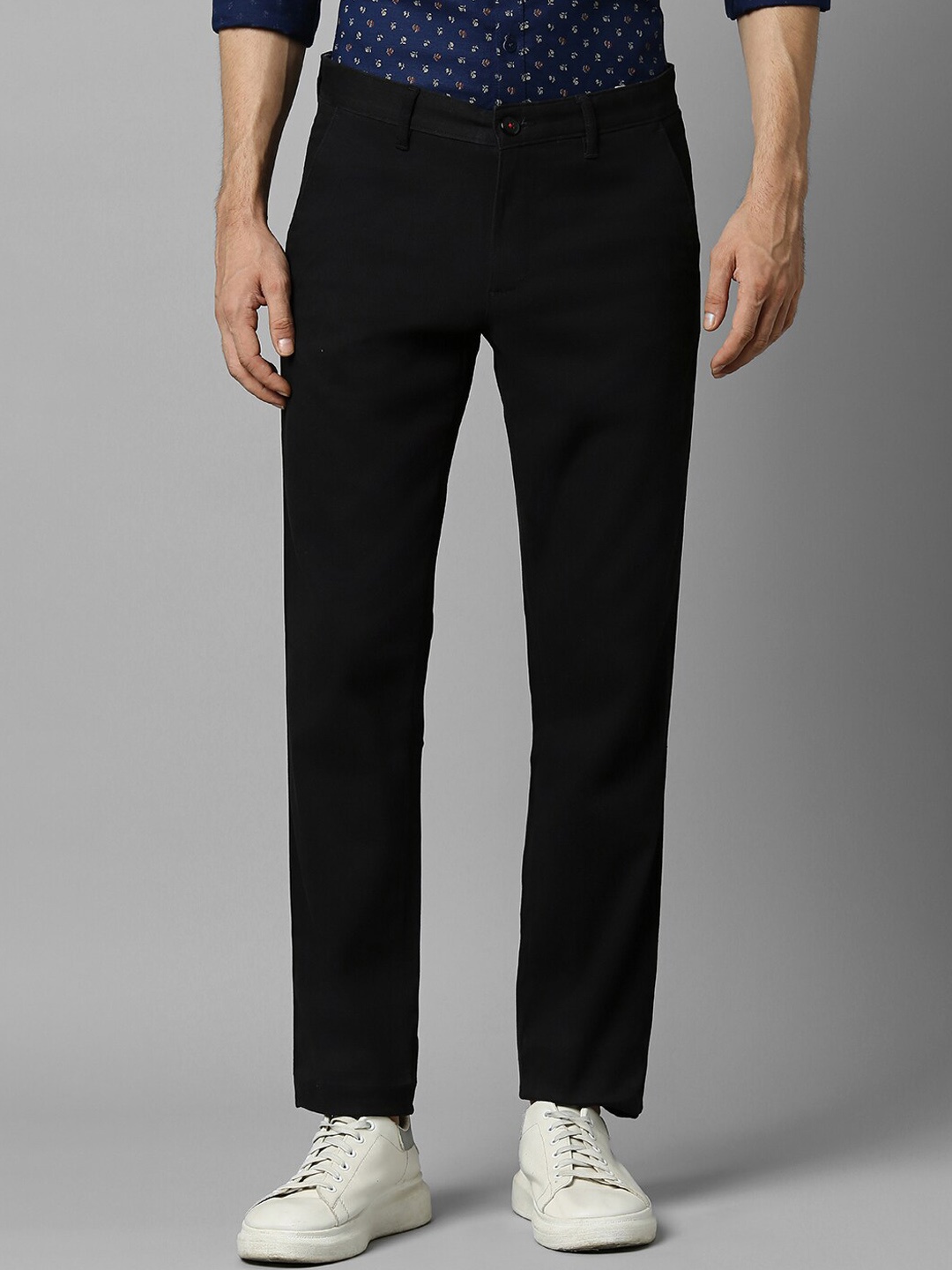 

Louis Philippe Sport Men Slim Fit Casual Trousers, Black