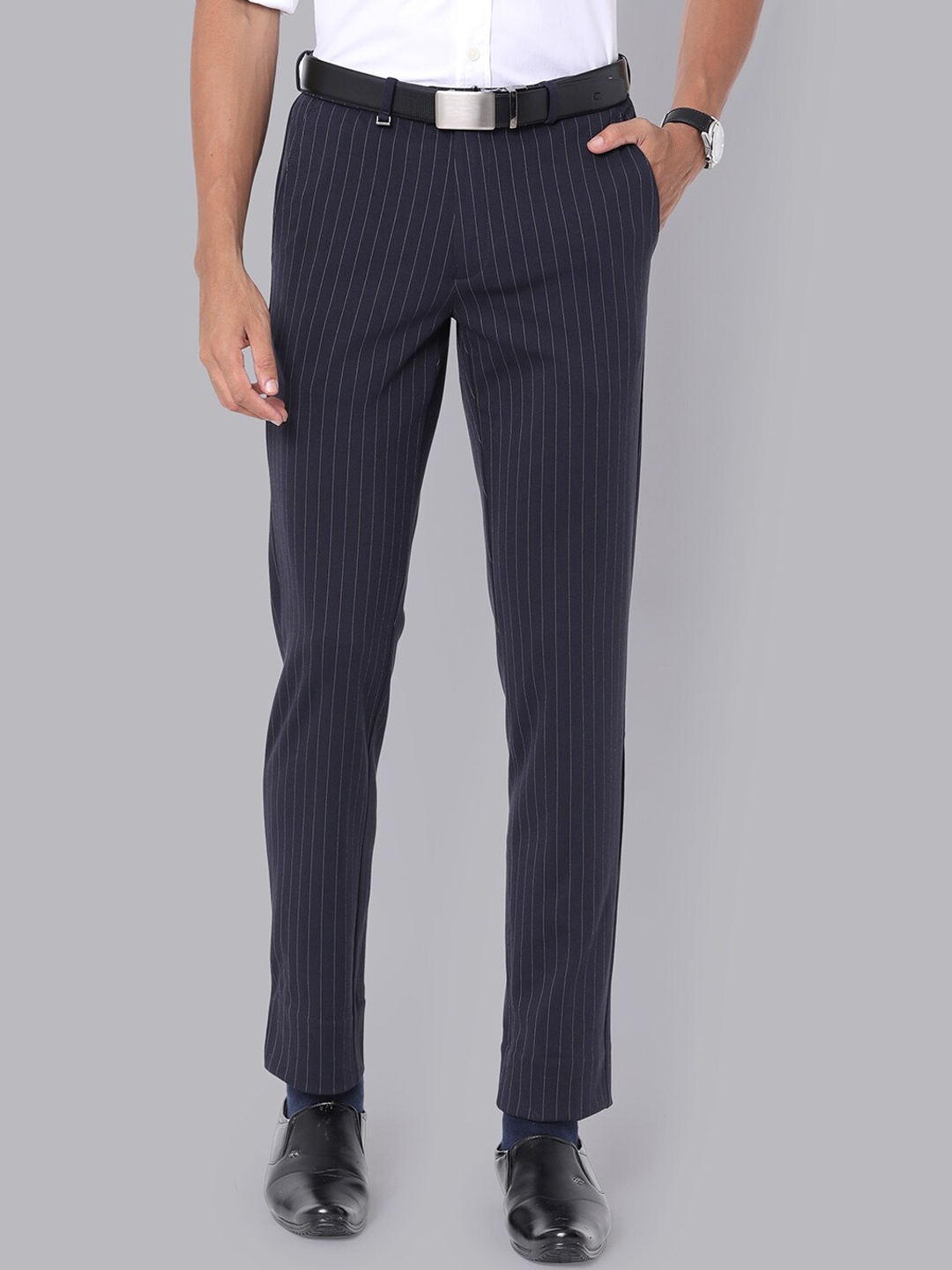 

Van Heusen Men Striped Slim Fit Formal Trousers, Navy blue