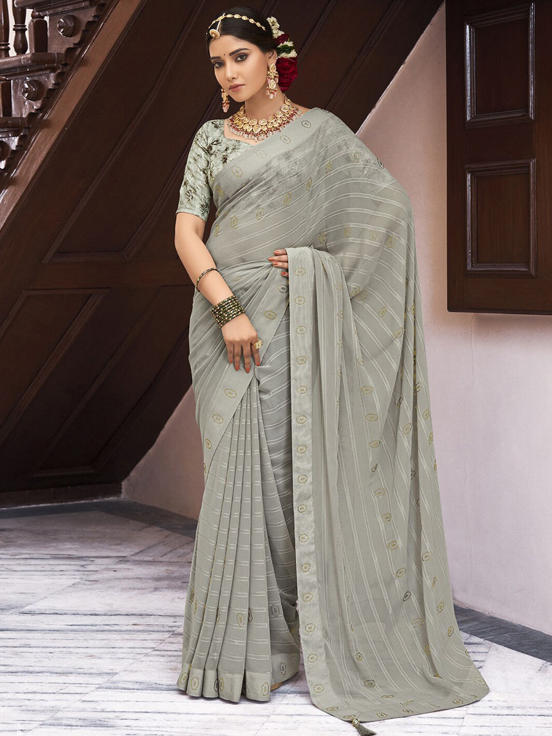 

Satrani Grey & Gold-Toned Striped Poly Georgette Saree